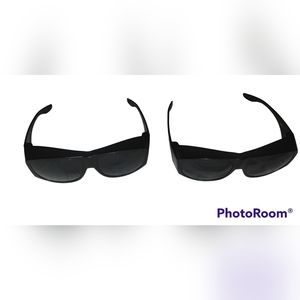 Stylish Black Sunglasses - Solar Shield for Eye Protection and Fashion Statement